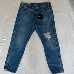 PREMIUM LEVIS WEDGIE DISTRESSED